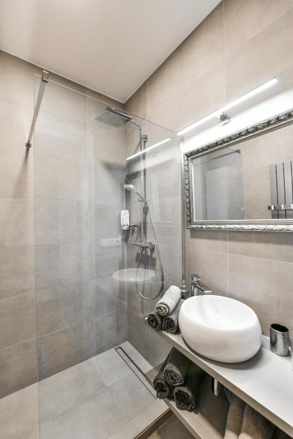 Cityscape Wenceslas Square Apartment Praha Bagian luar foto