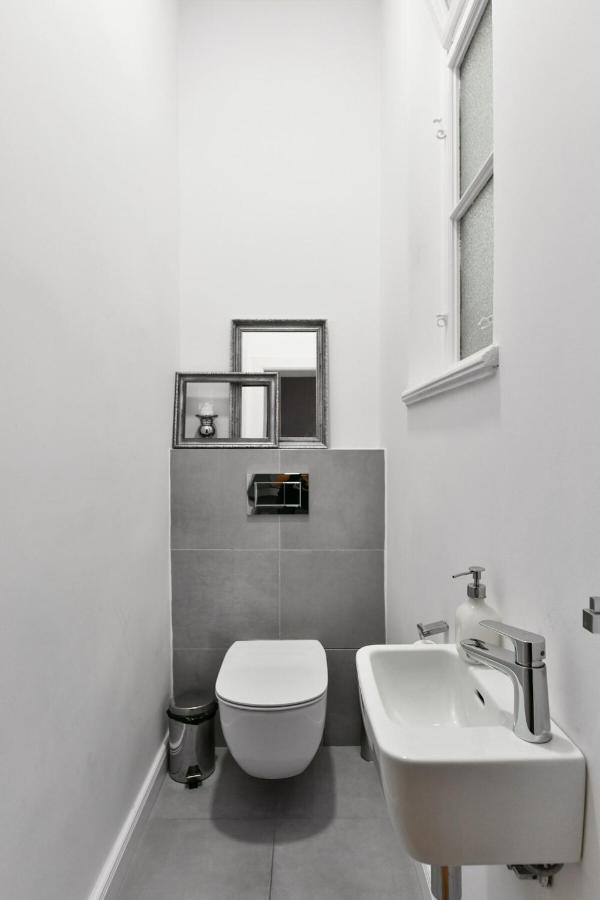Cityscape Wenceslas Square Apartment Praha Bagian luar foto