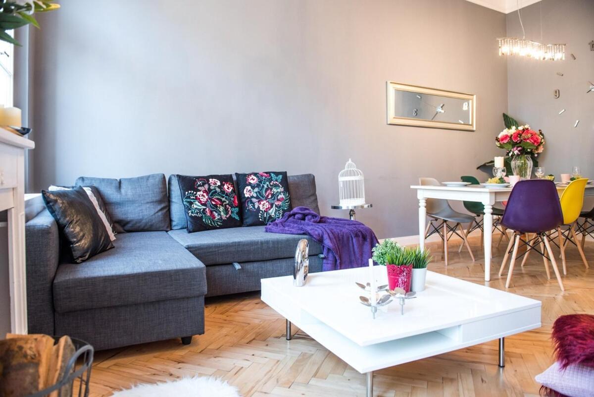 Cityscape Wenceslas Square Apartment Praha Bagian luar foto