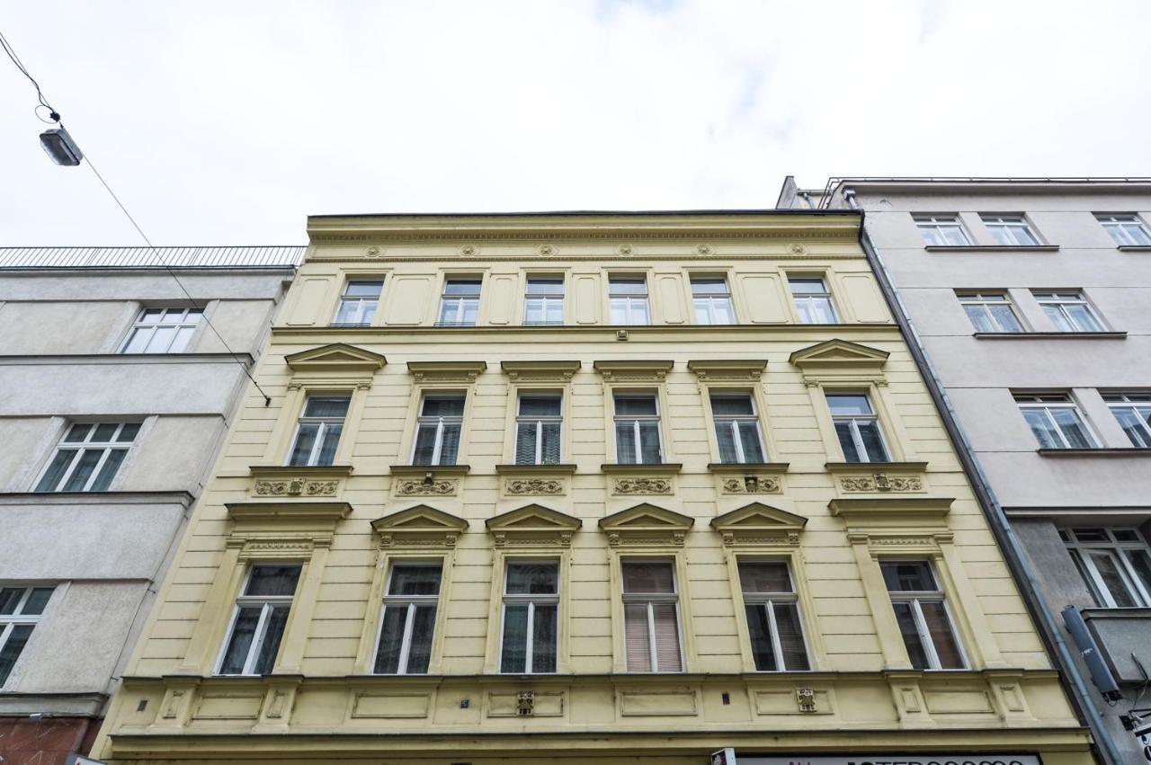 Cityscape Wenceslas Square Apartment Praha Bagian luar foto